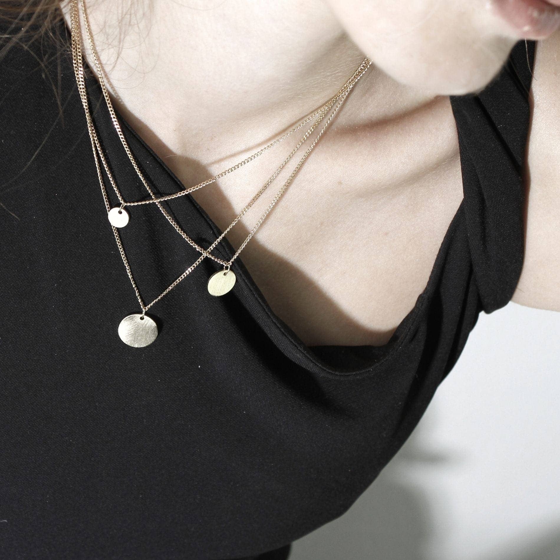 Theia Triple Dot halskæde Silver Plating