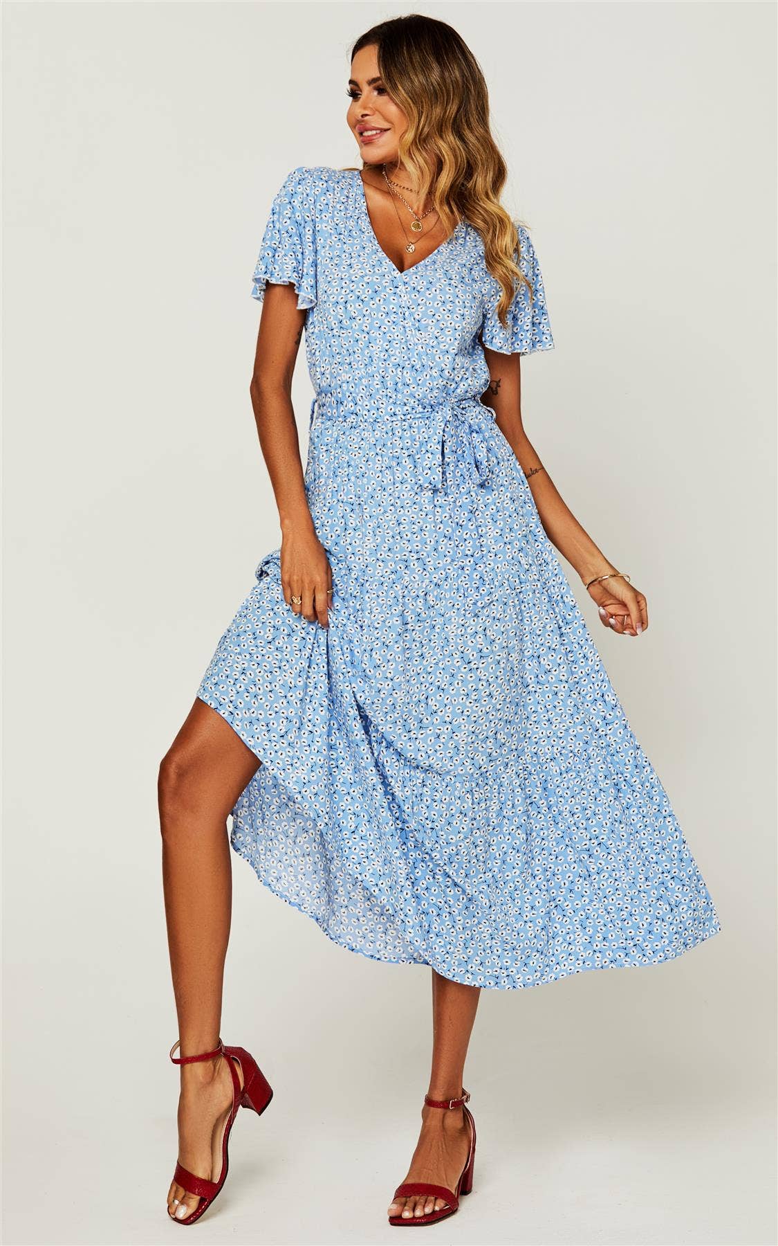 Blomstret Print Hæm Tiered Wrap Midi Kjole I Blå