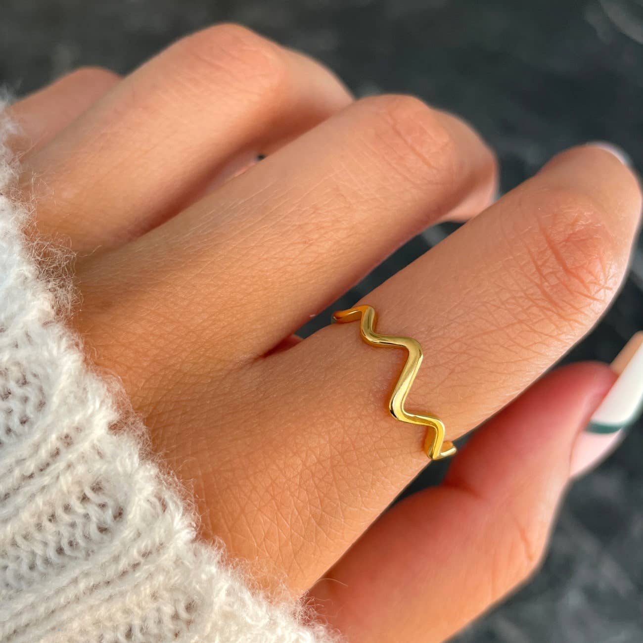 Nalu ring | 18 karat forgyldt: Guld / 7 - 54/55 - M